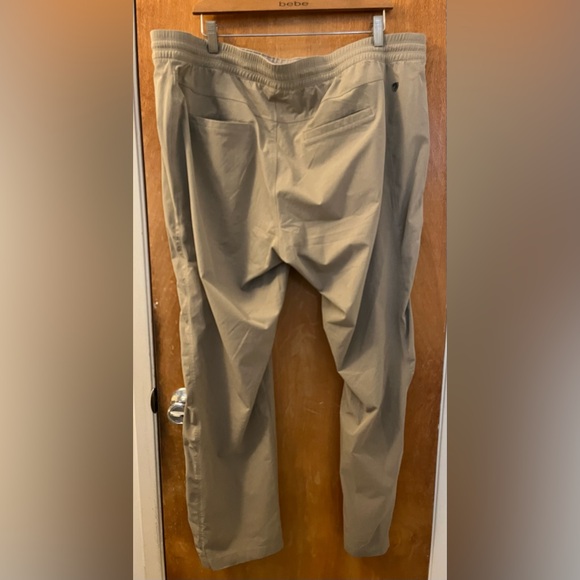 Kuhl tan active pants pull-on 2X regular - Picture 2 of 12